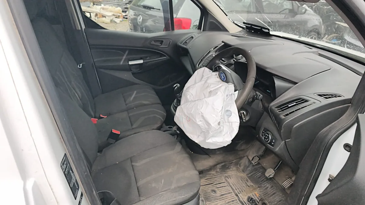 2017 Ford transit connect, , 1.5 D FOR BREAKING! - Image 3