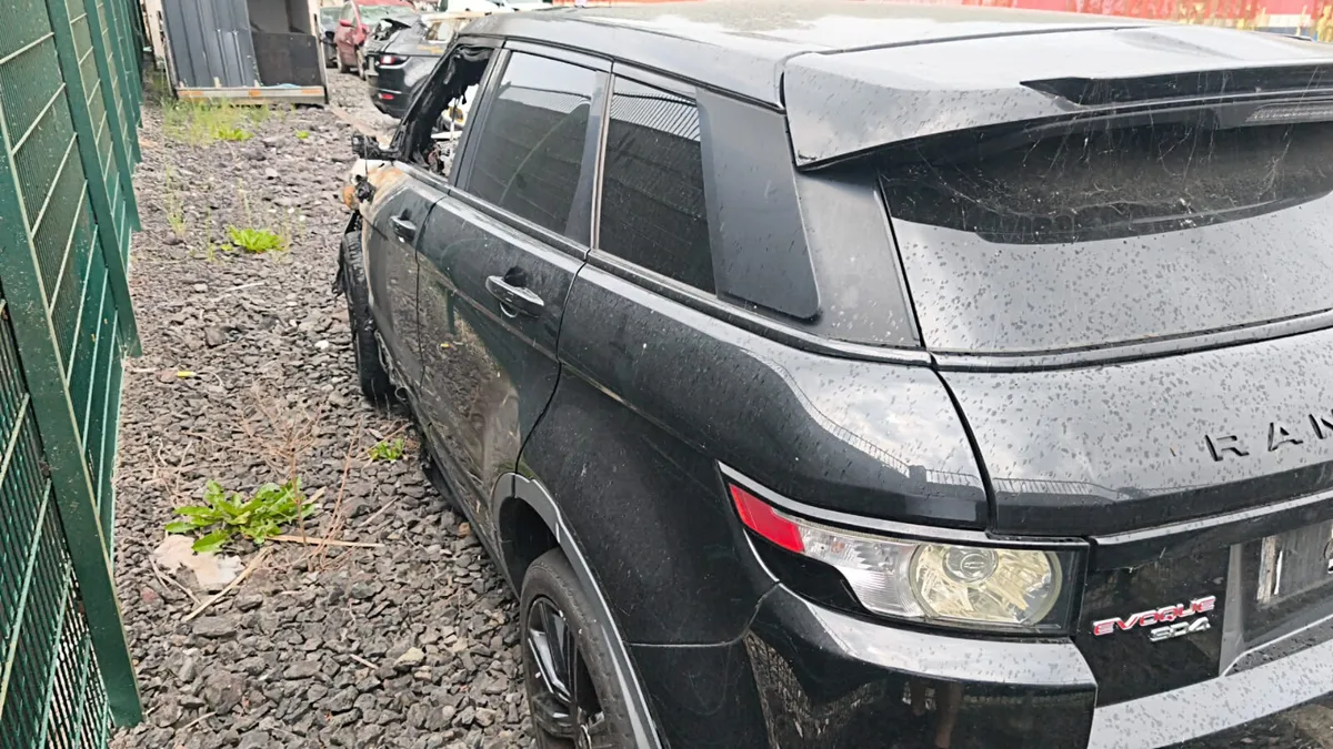 2015, Land Rover Evoque, 2.2 DIESEL FOR BREAKING! - Image 3