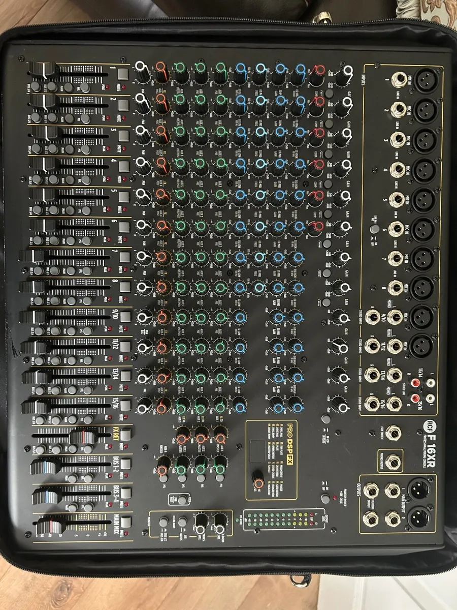 Audio equipment - Image 1