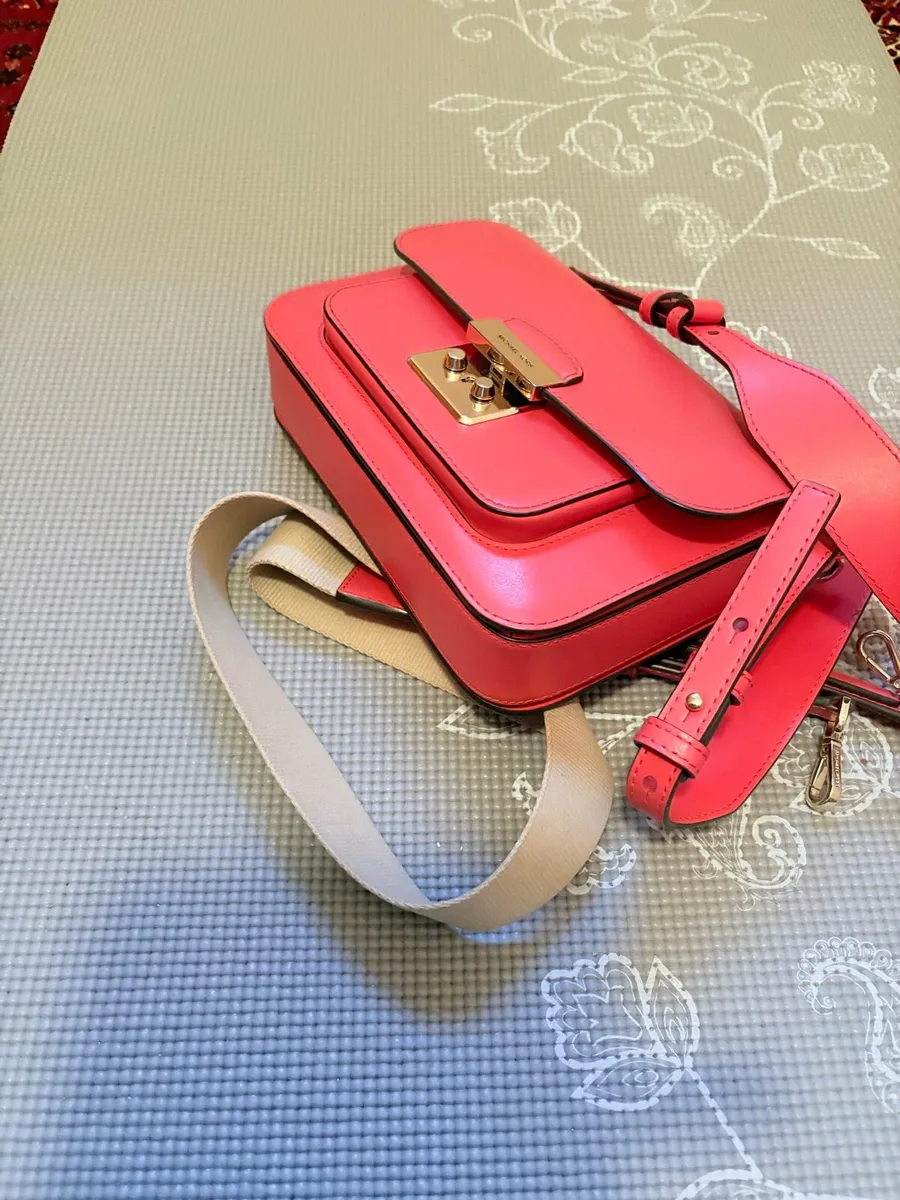 Michael Kors bag - Image 1