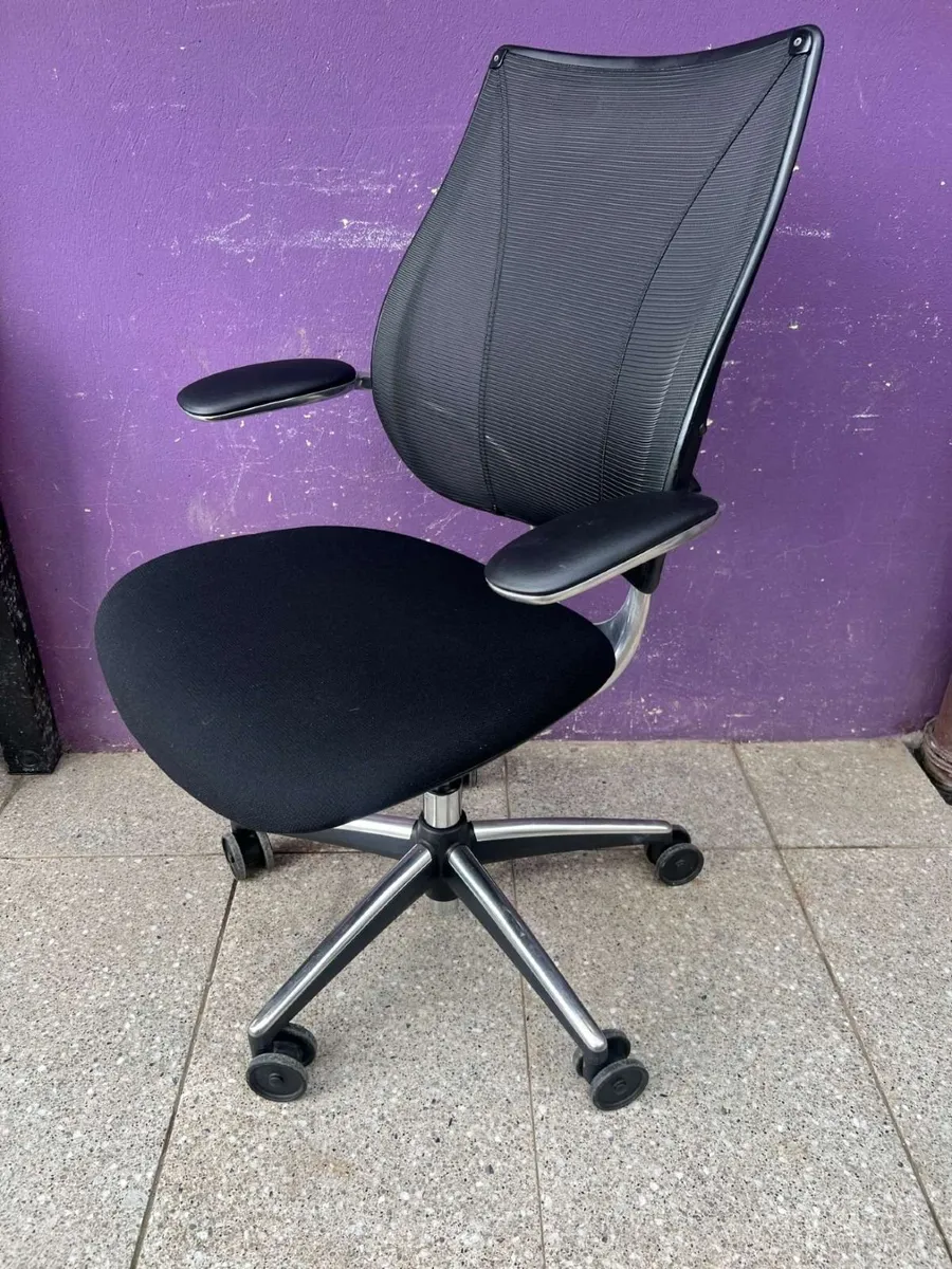 Humanscale Liberty Ocean office chair - Image 1