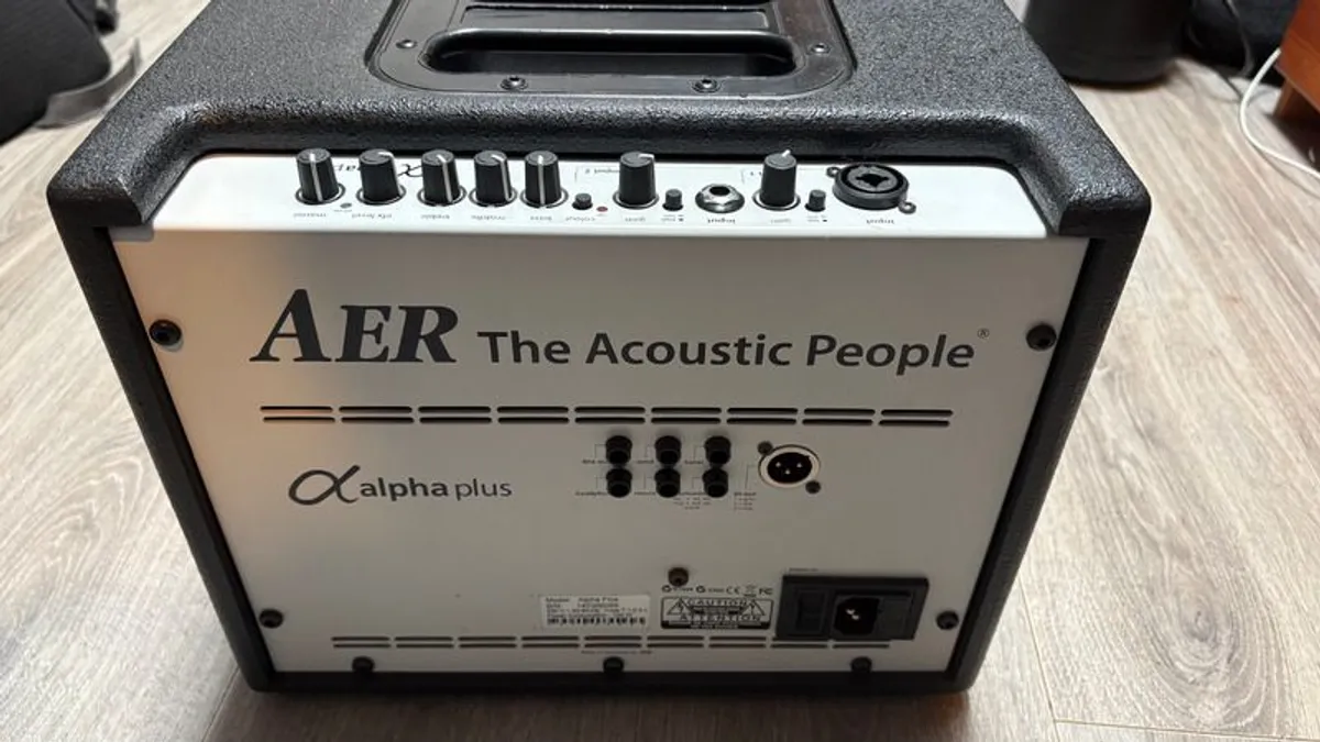 AER Alpha Plus Acoustic Guitar Amplifier - Image 4