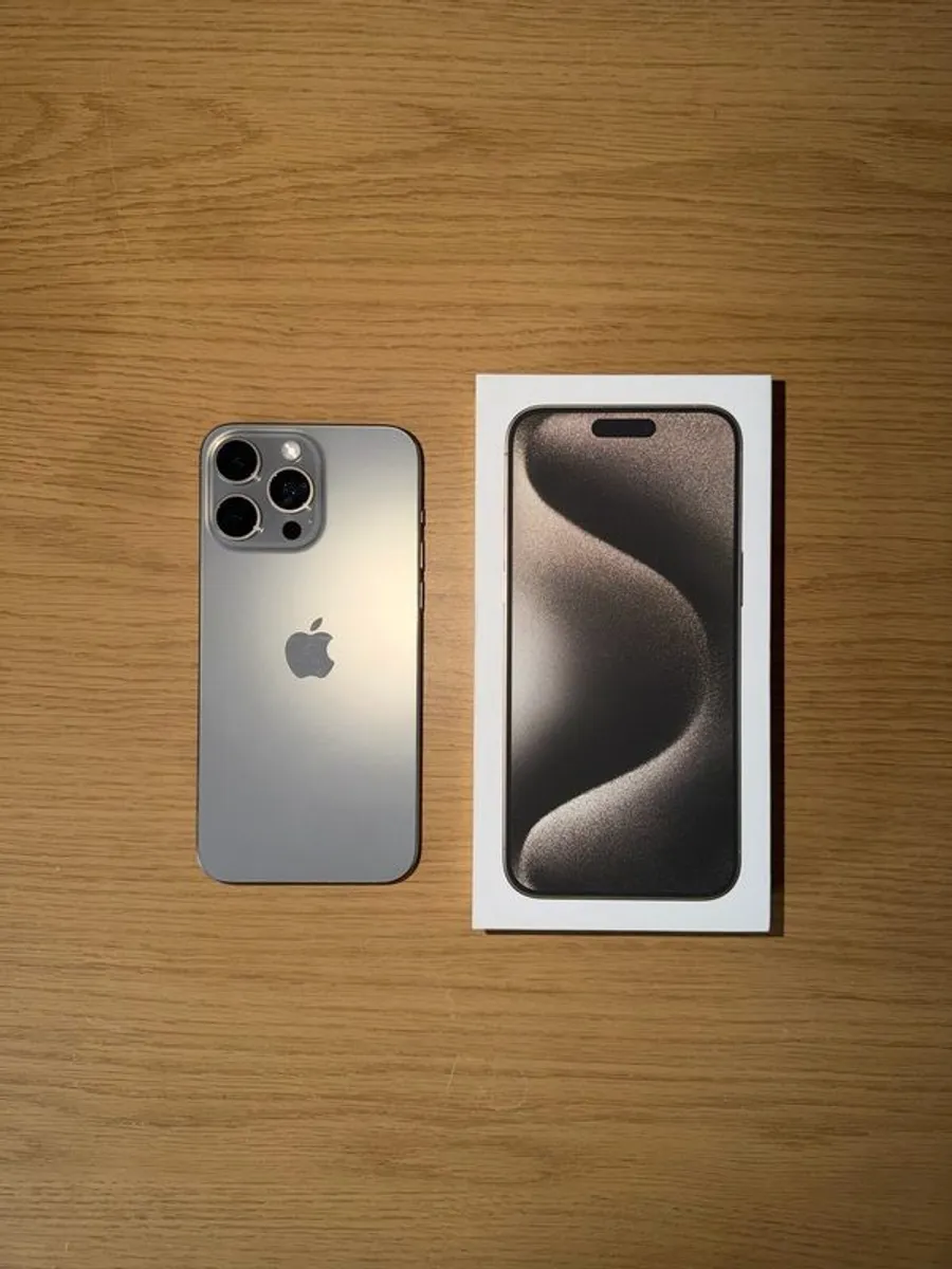 iPhone 15 Pro Max, Natural Titanium 256gb - Image 1
