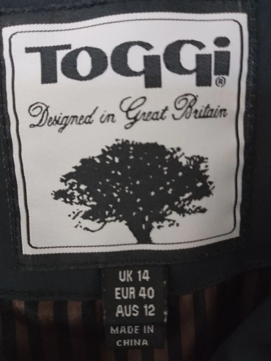 Toggi Coat Size 14 - Image 3