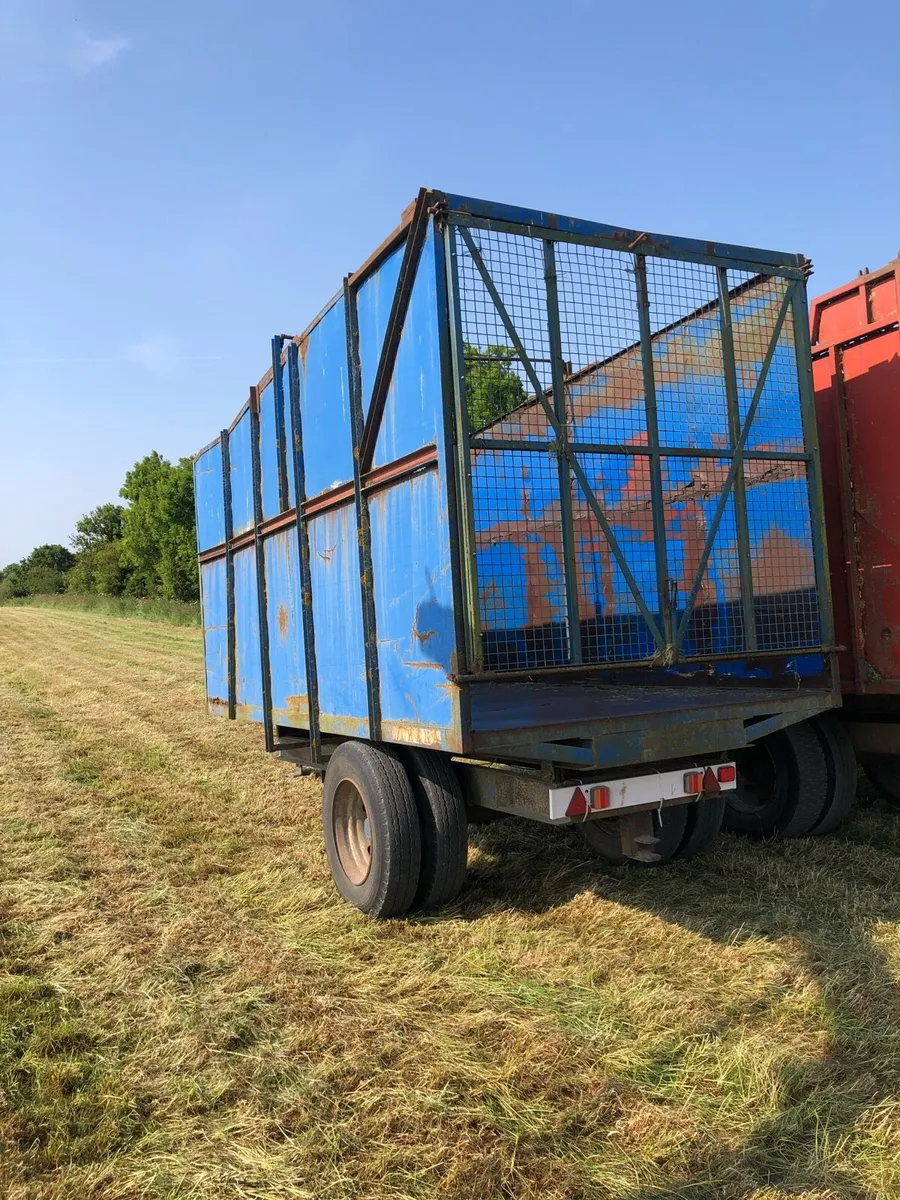 Trailer - Image 2