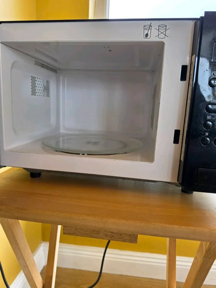 Microwave - Image 3