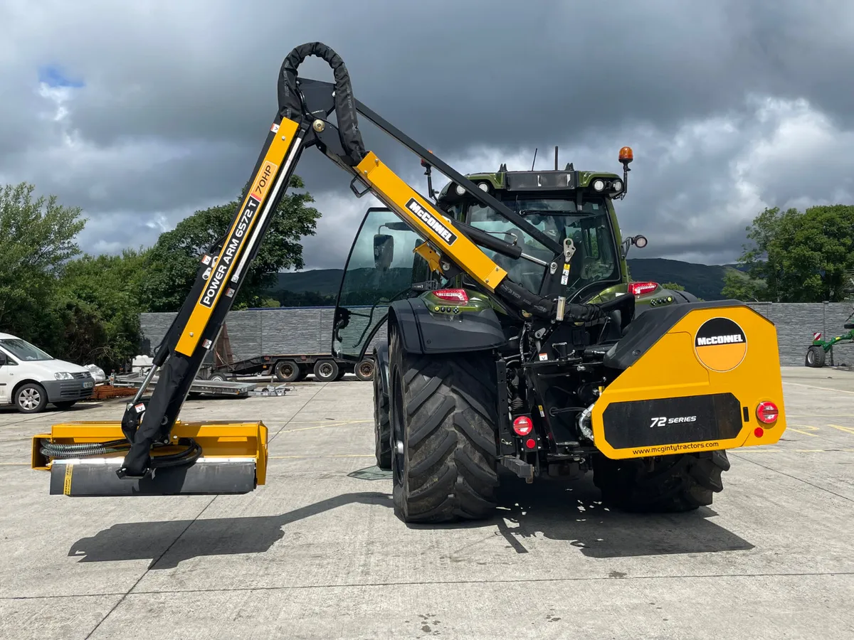 New McConnel 6572 Hedgecutter - Image 3