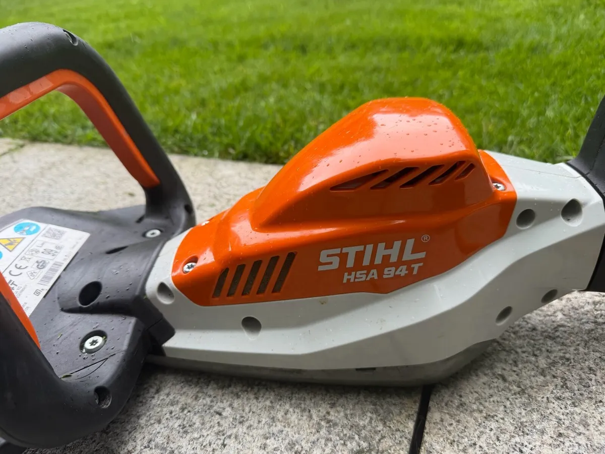 Stihl hedge trimmer - Image 2