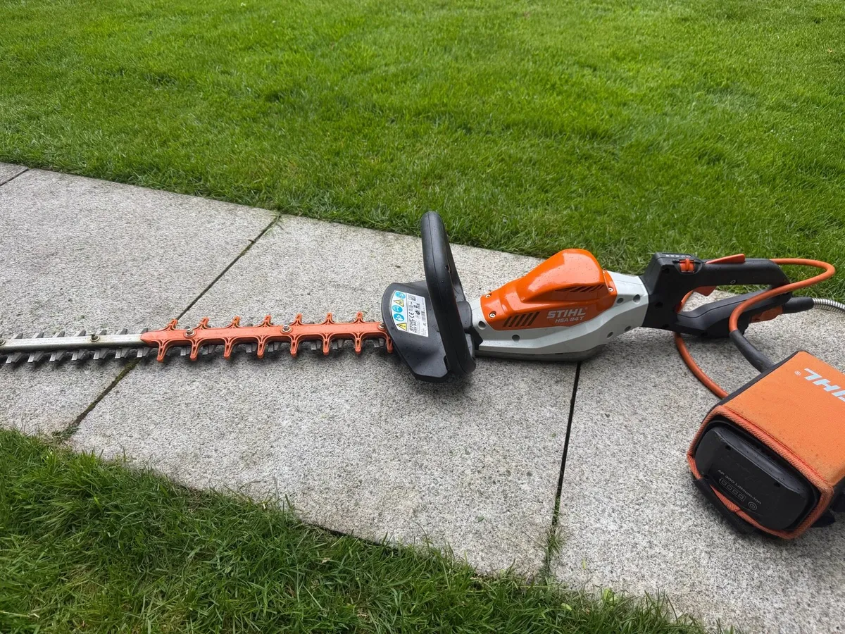 Stihl hedge trimmer - Image 3