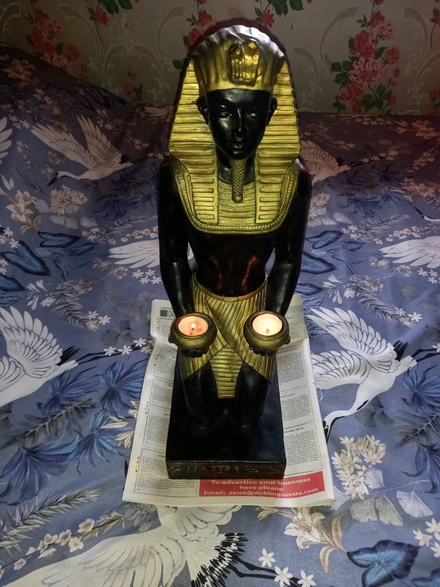 Tutankhamen statue - Image 2