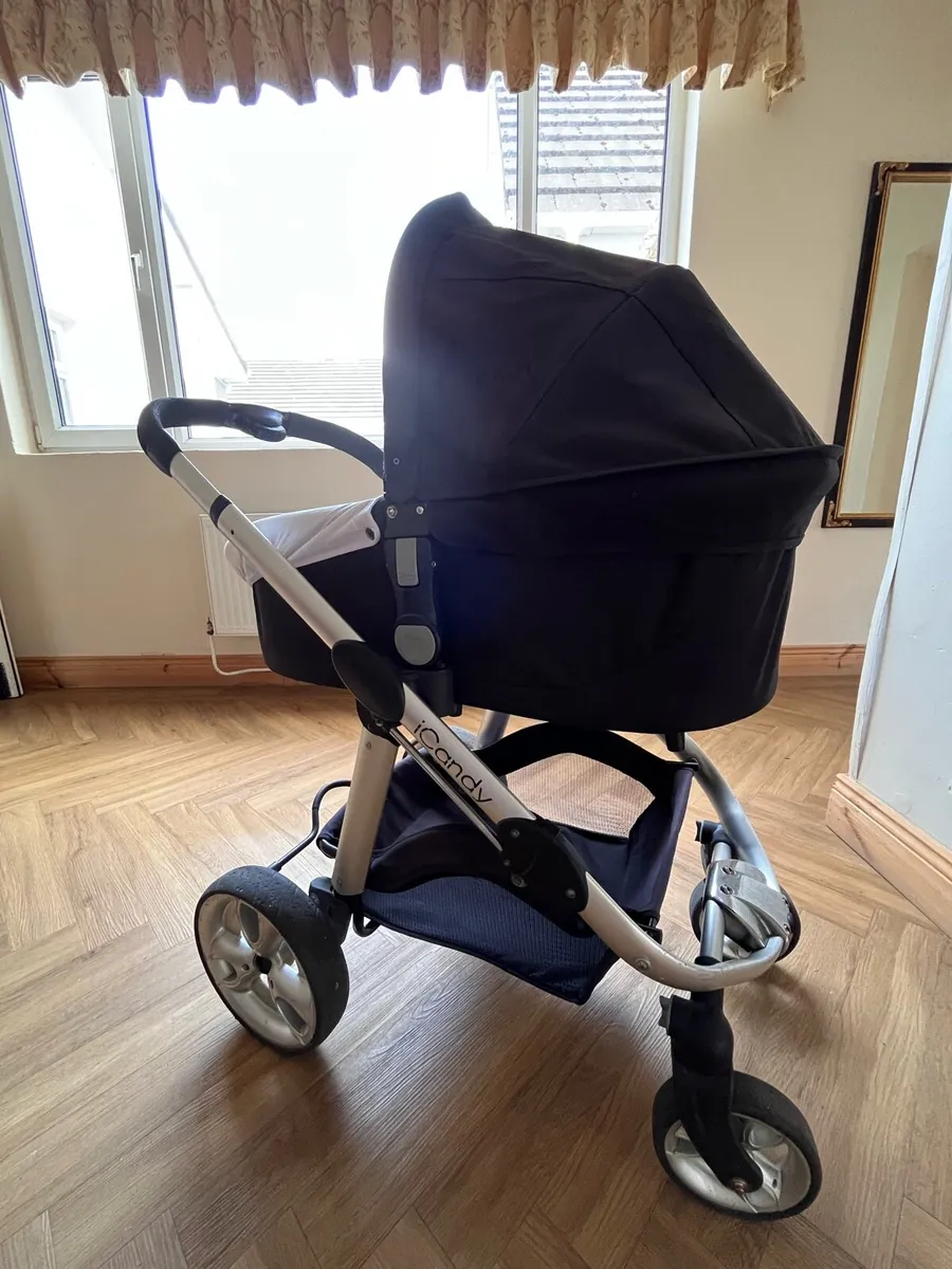 Pushchair - Image 2