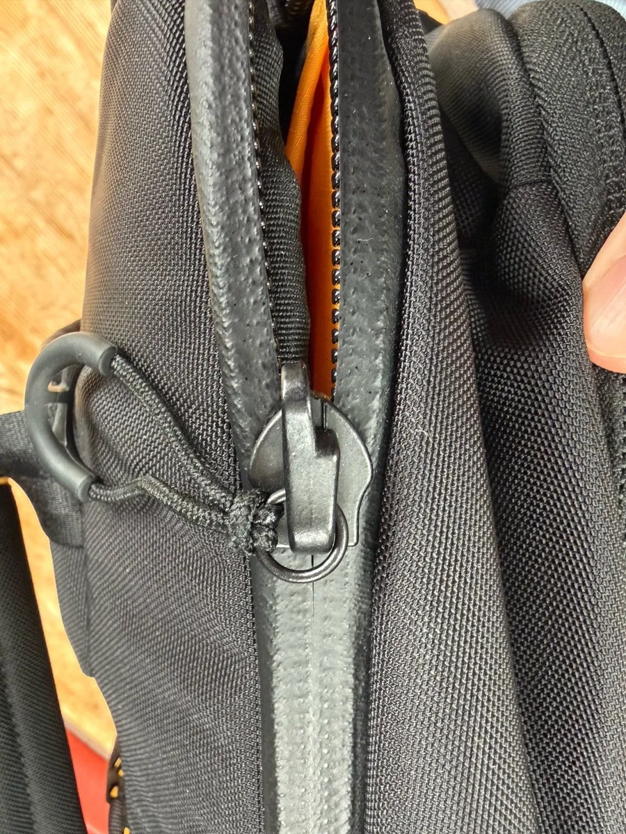 "Minimul" 38L Tech Travel Backpack - Image 3