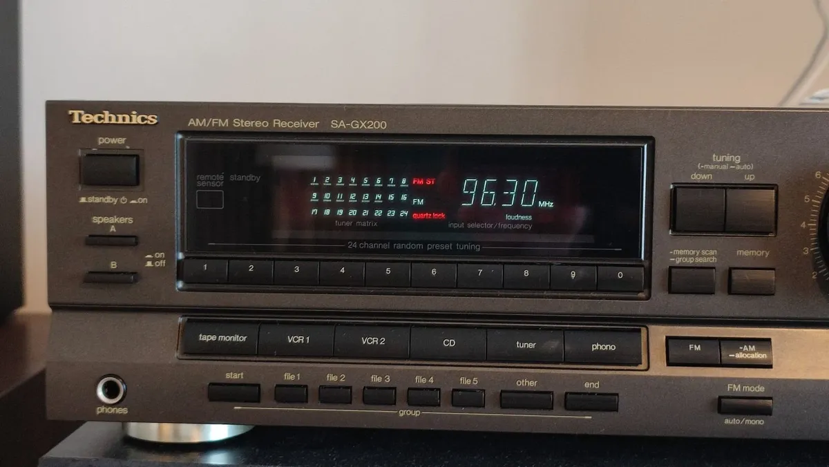 TECHNICS SA-GX200 Receiver, Like new. Cleaned - Image 2