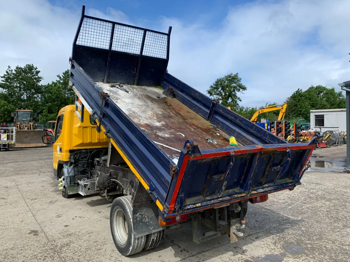 NO RESERVE 2007 MITSUBISHI CANTER TIPPER FOR AUCT - Image 3
