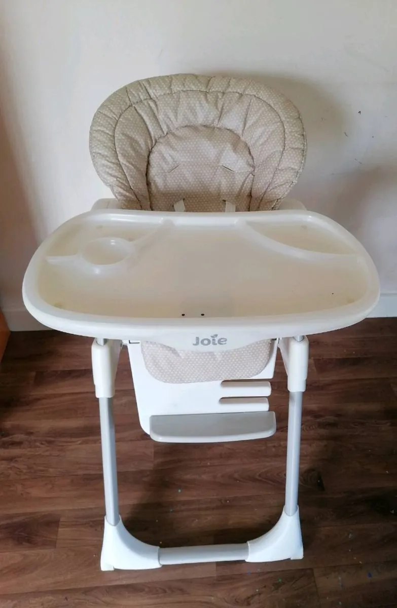 Joie feeding chair - Image 1