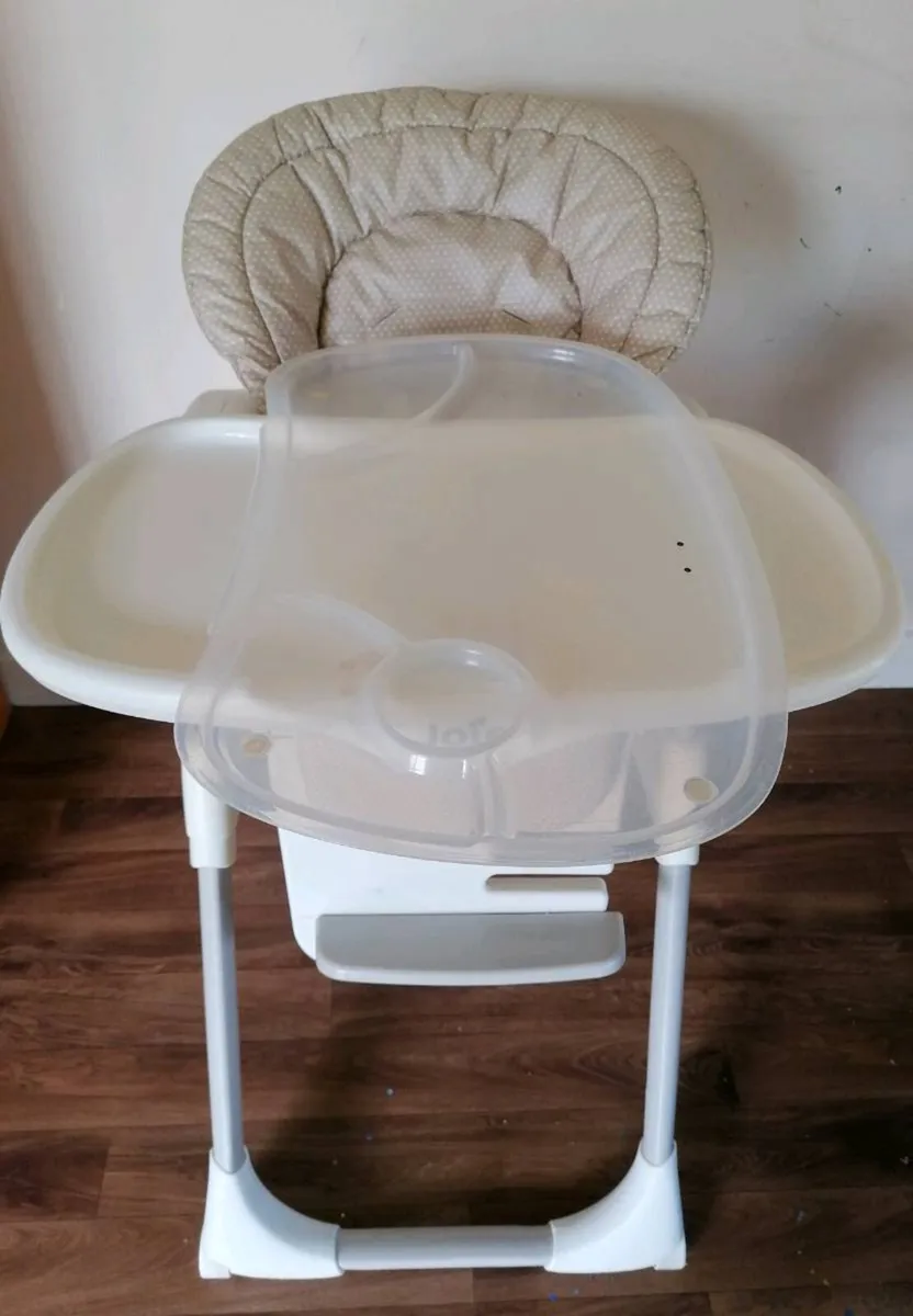 Joie feeding chair - Image 2