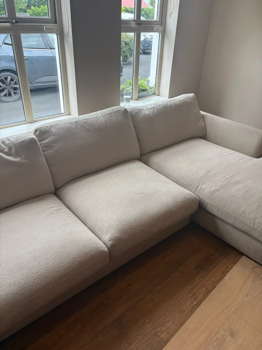 L couch - Image 2