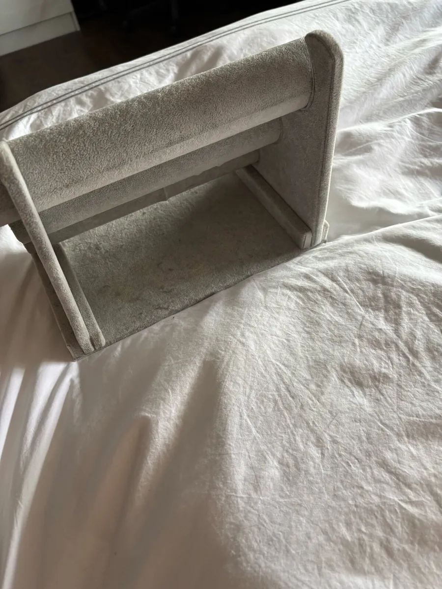 Watch display stand - Image 3