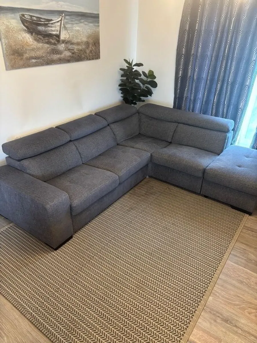 sofa - Image 2