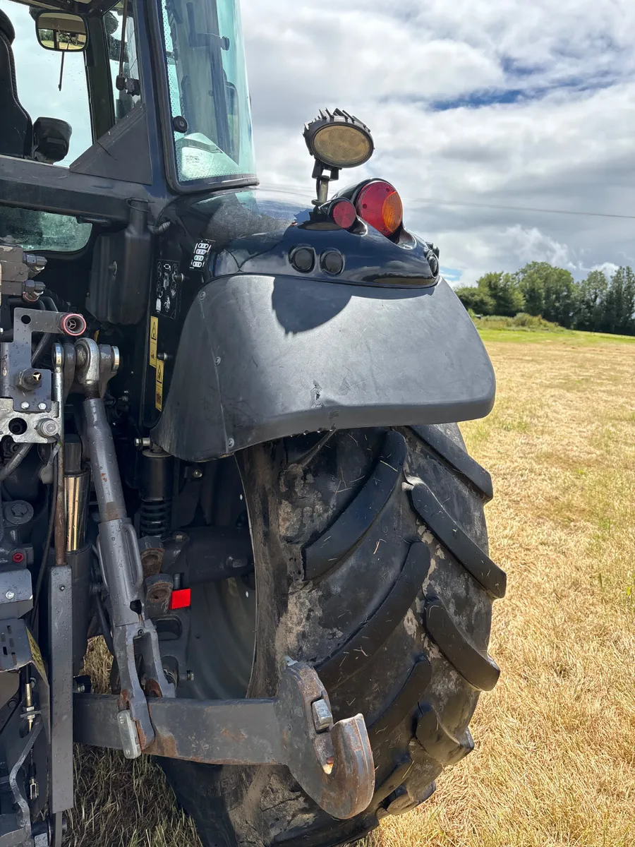 Massey Ferguson 5713 Dyna 4 Next Edition - Image 2