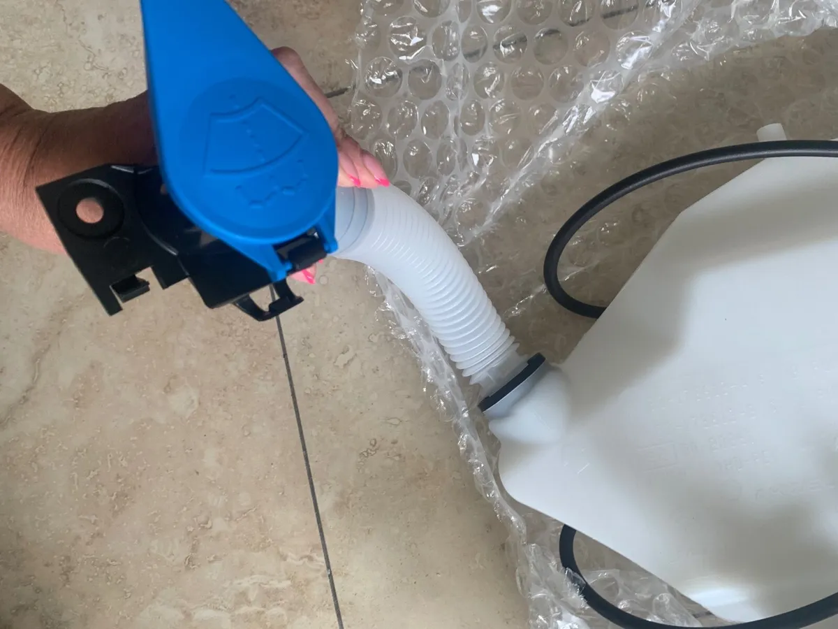 Car part - Image 3
