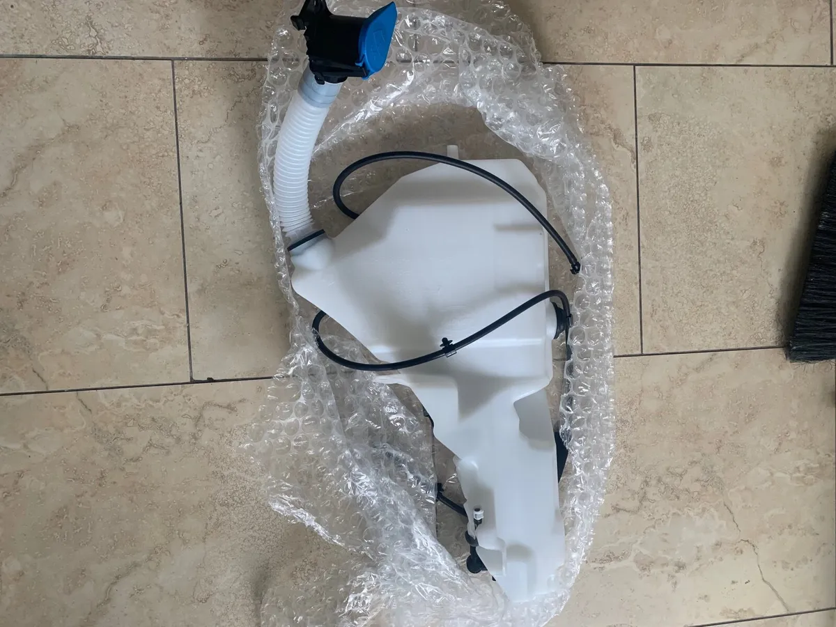 Car part - Image 2