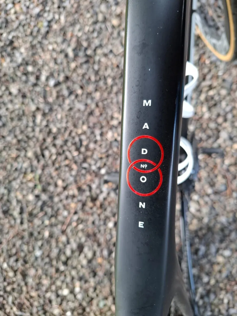 Trek Madone SL 5 Gen 8 - Image 4
