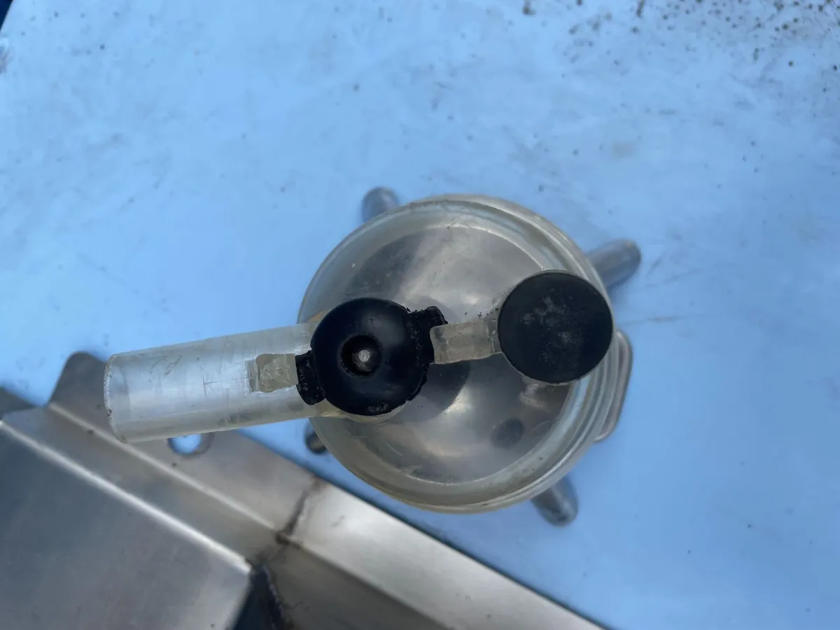 Double filter fullwood pump, delaval/gascoigne jar - Image 3