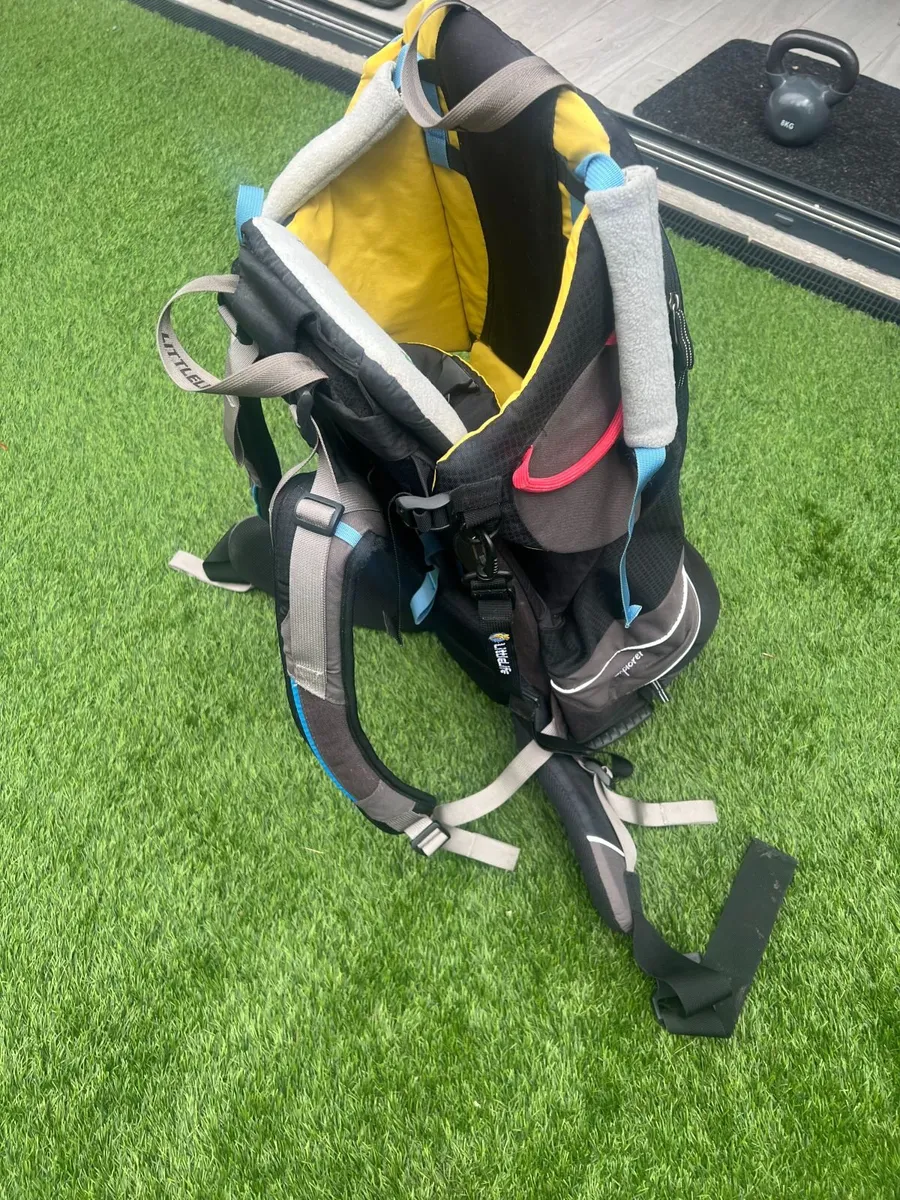Littlelife child carrier - Image 2