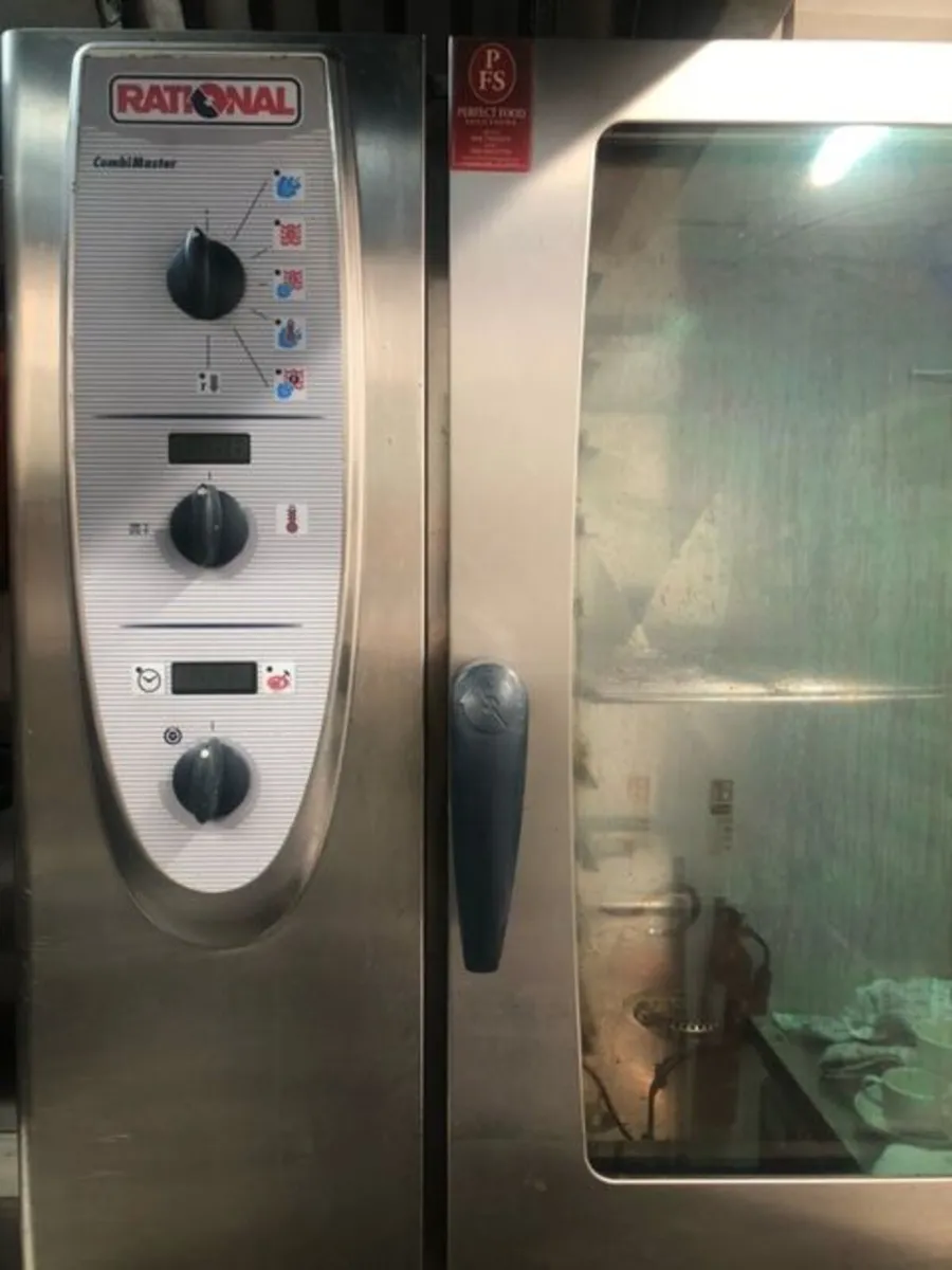 Kitchen equipment - Image 1