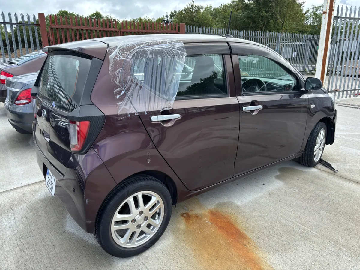 17 Mira 650cc Petrol 60km Drives - Image 3
