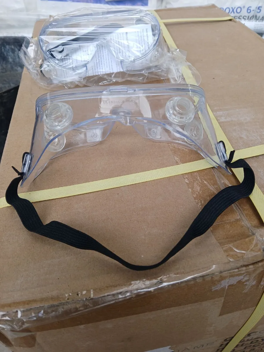 Goggles - Image 3