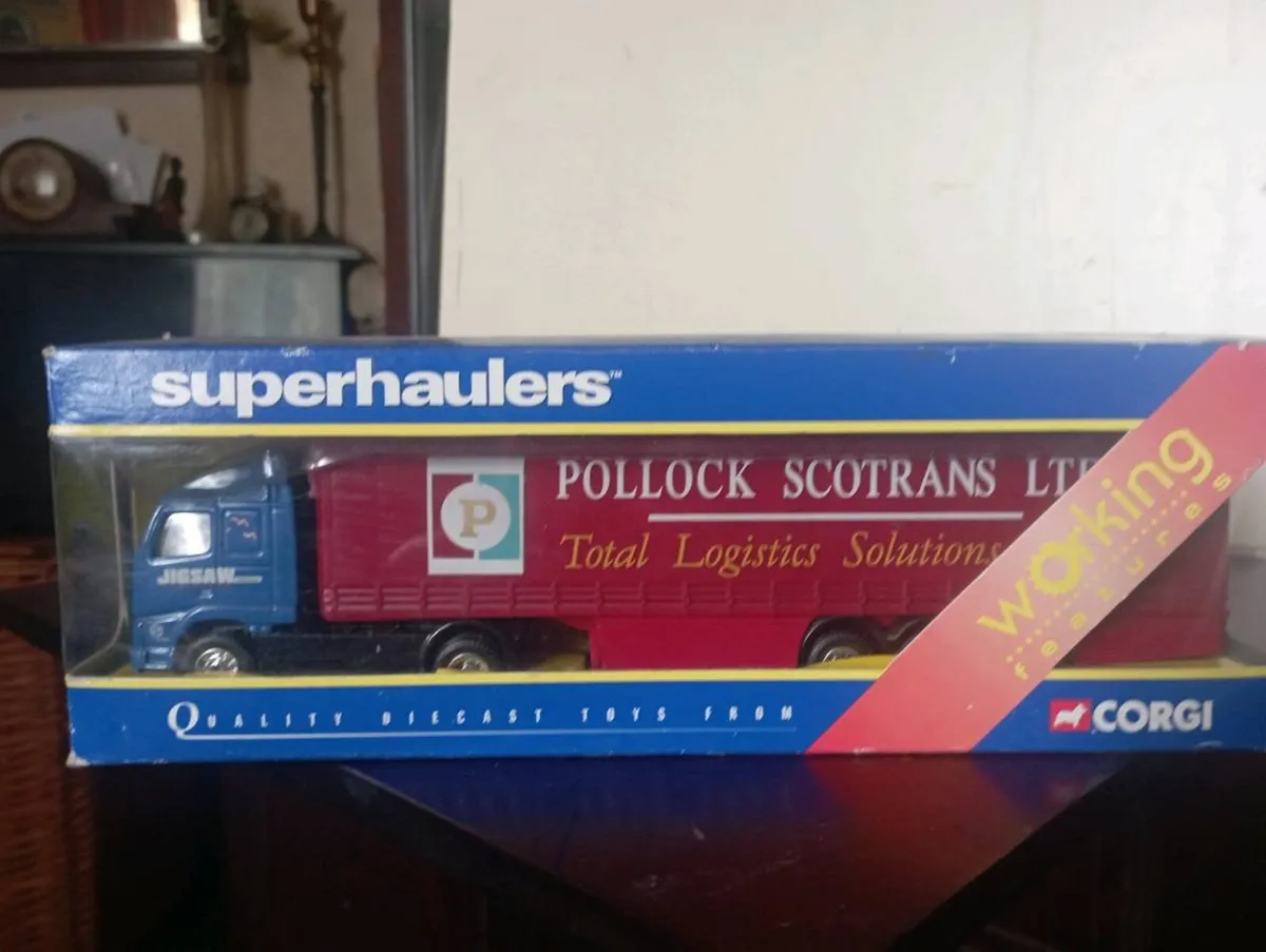 SUPERHAULERS   CORGI DIE-CAST MODLE TRUCK - Image 1