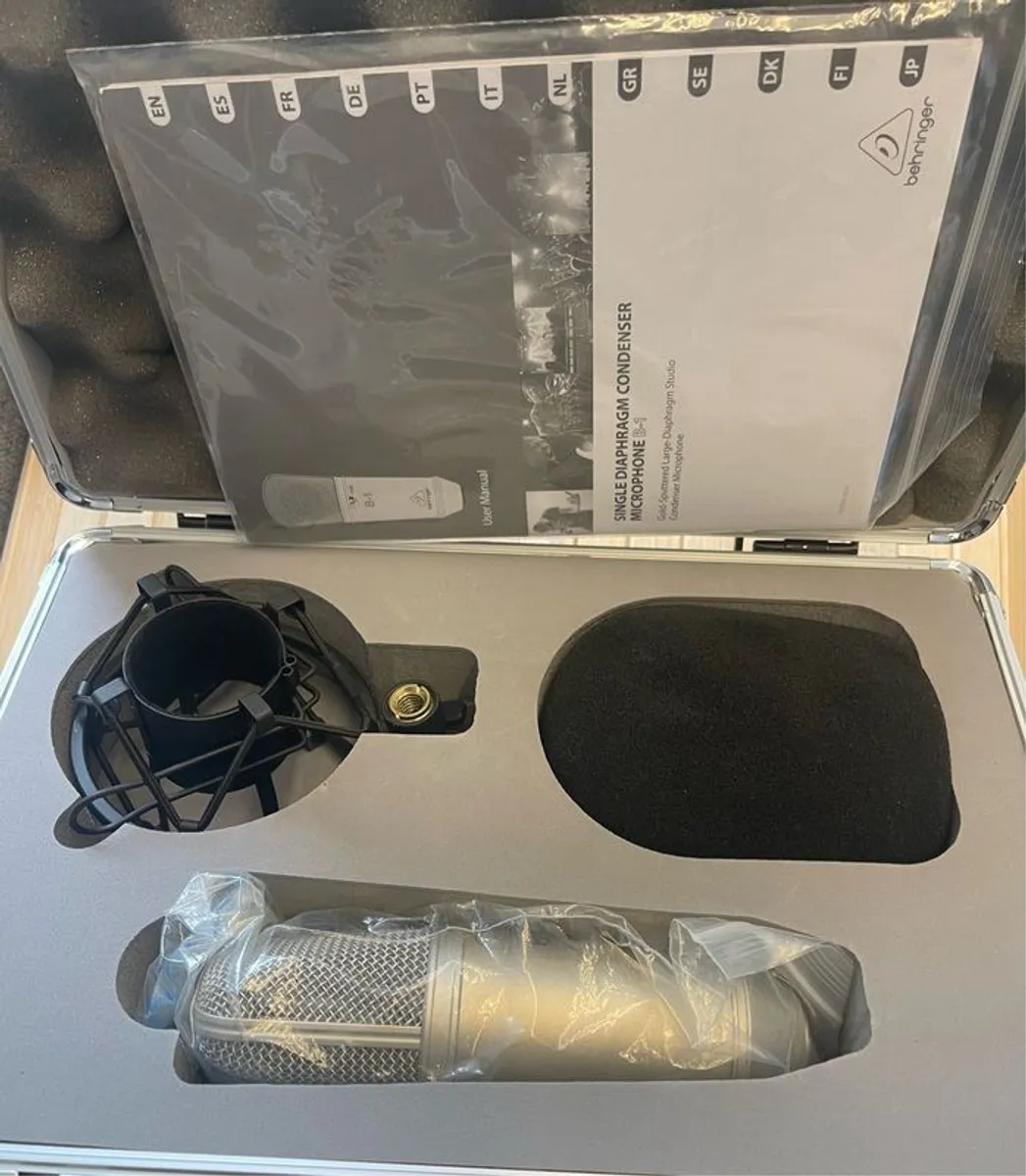 Behringer Condenser Microphone - Image 3