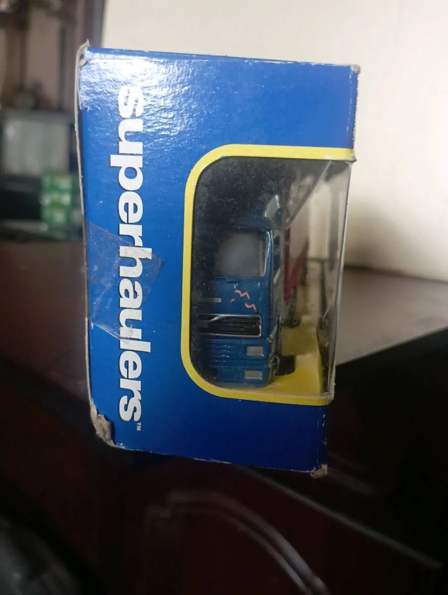 SUPERHAULERS   CORGI DIE-CAST MODLE TRUCK - Image 2