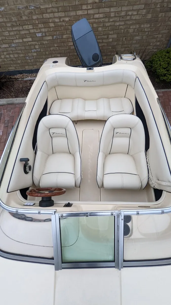Speedboat - Image 3