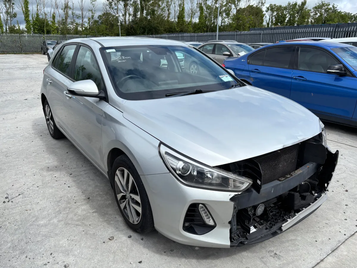 19 i30 Deluxe 1.4 Petrol 220km Drives - Image 2
