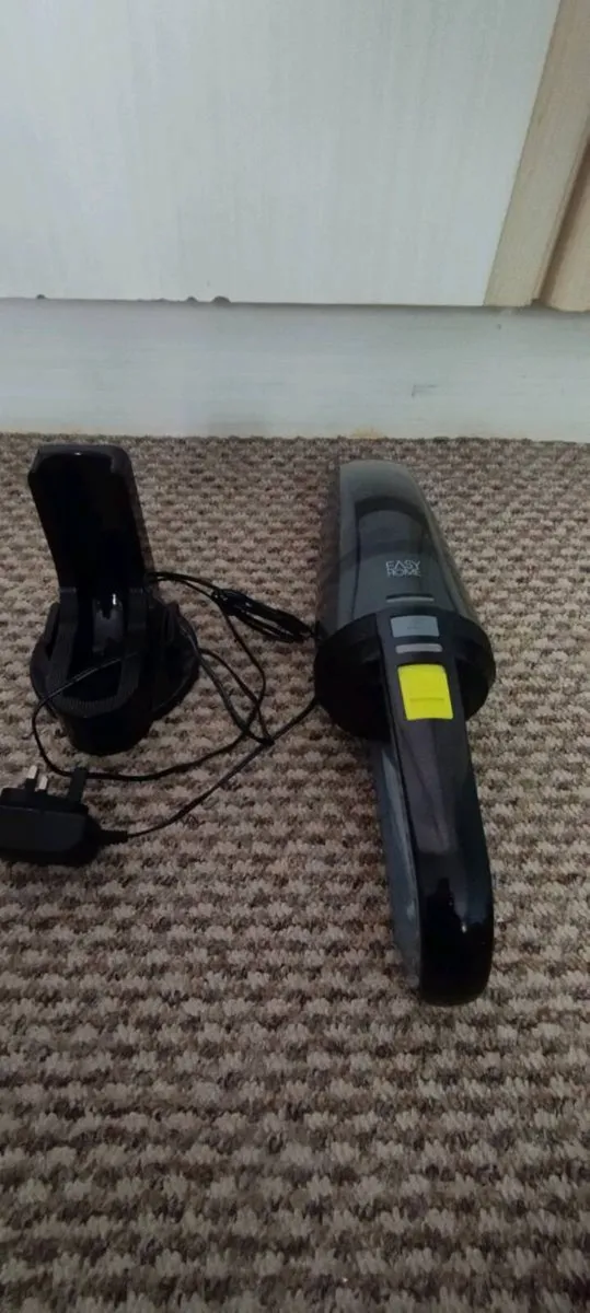 Vacuum cleaner - Image 3
