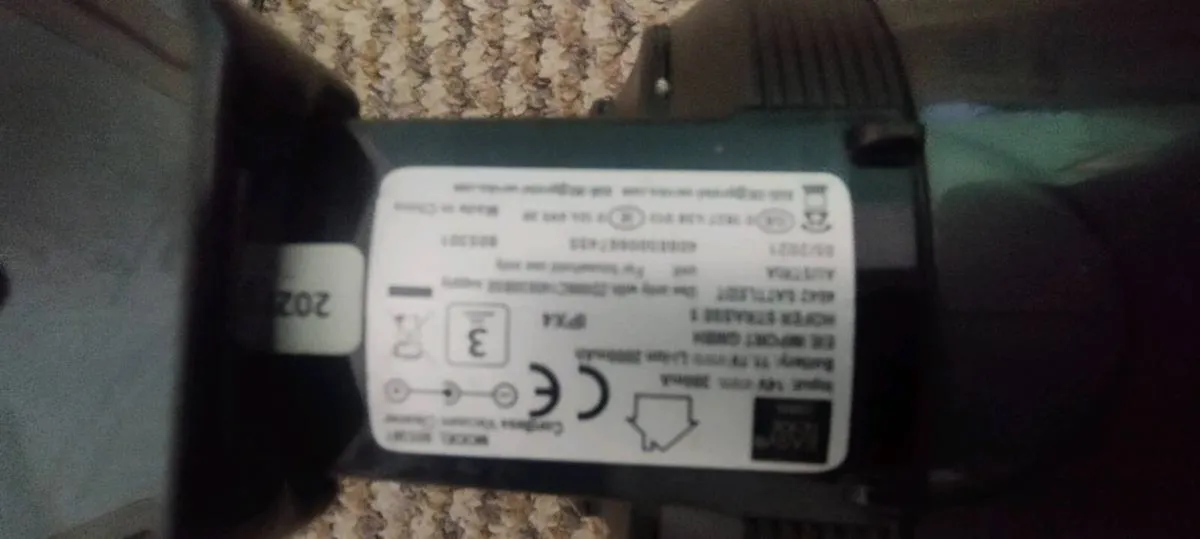 Vacuum cleaner - Image 4