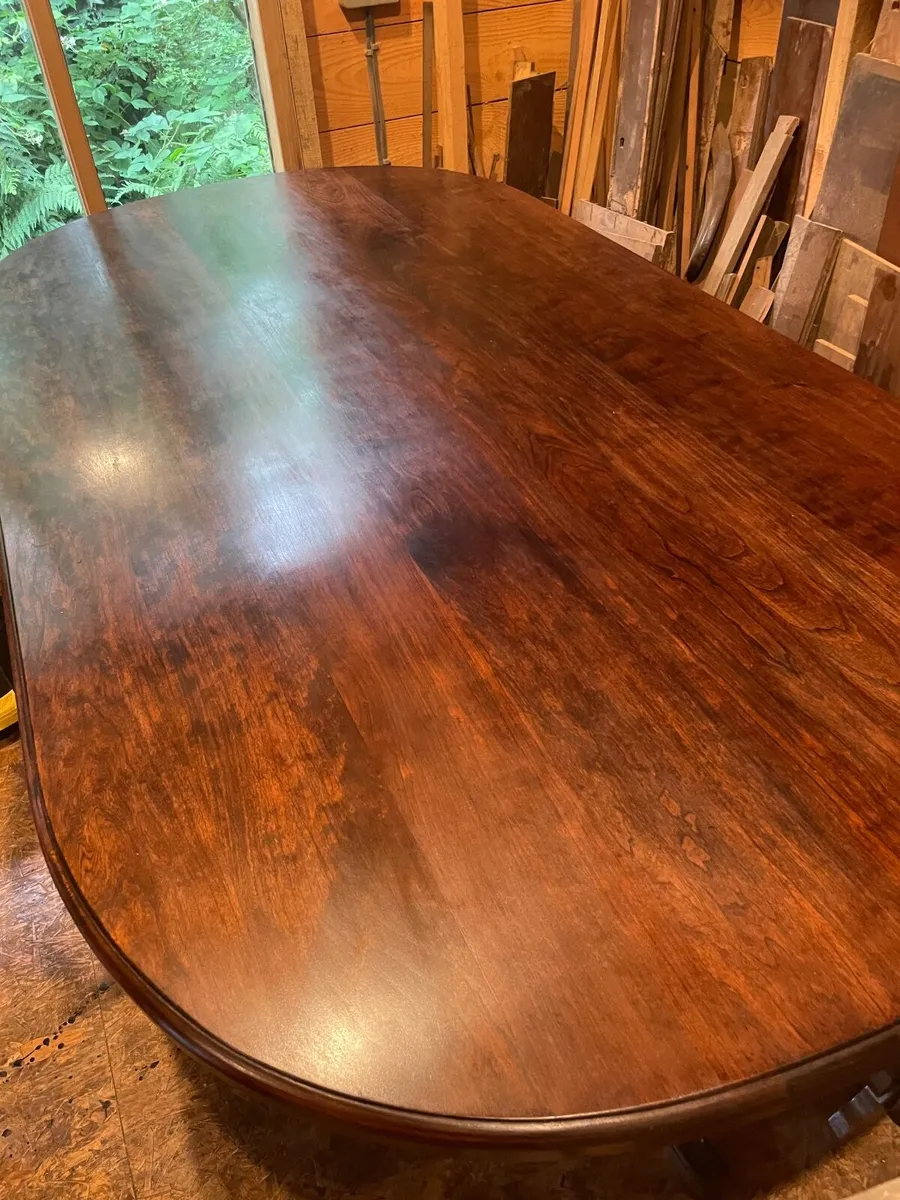 Dining table - Image 2