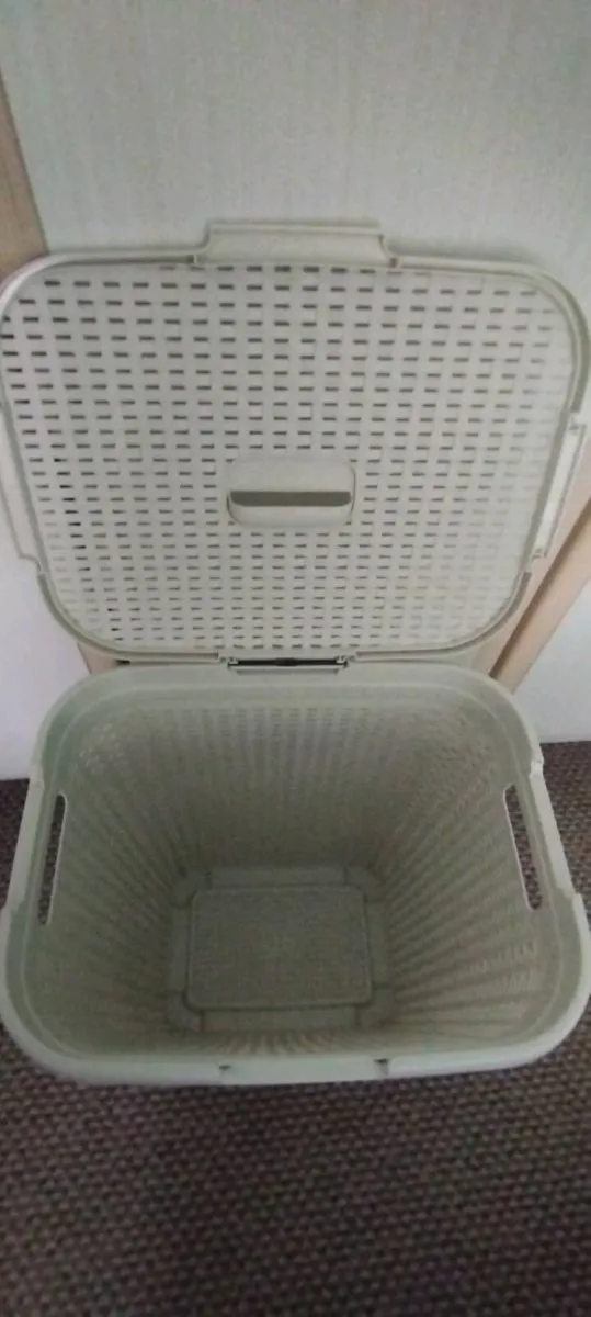 Loundry basket - Image 2
