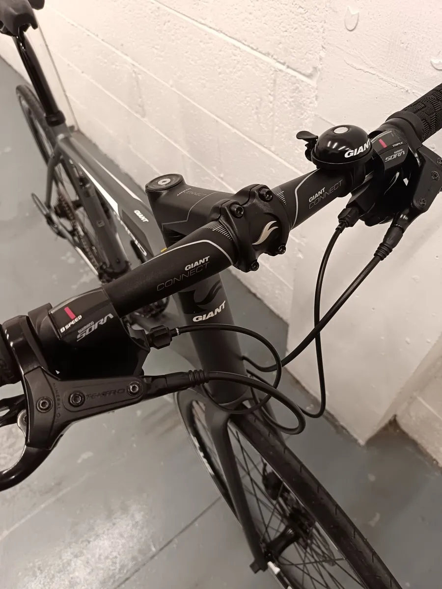 Giant rapid 2 town bike - Image 2