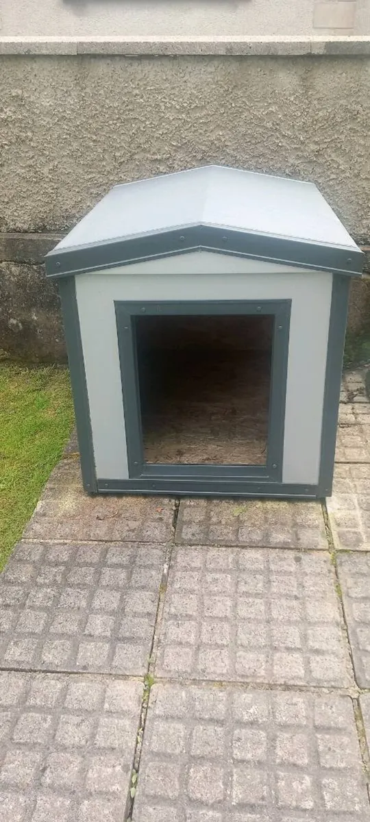 Dog Kennel - Image 1