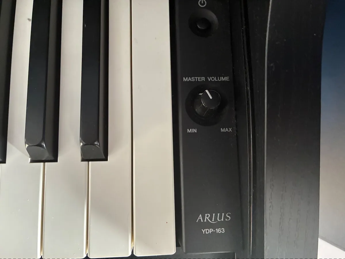 Yamaha Arius piano - Image 3