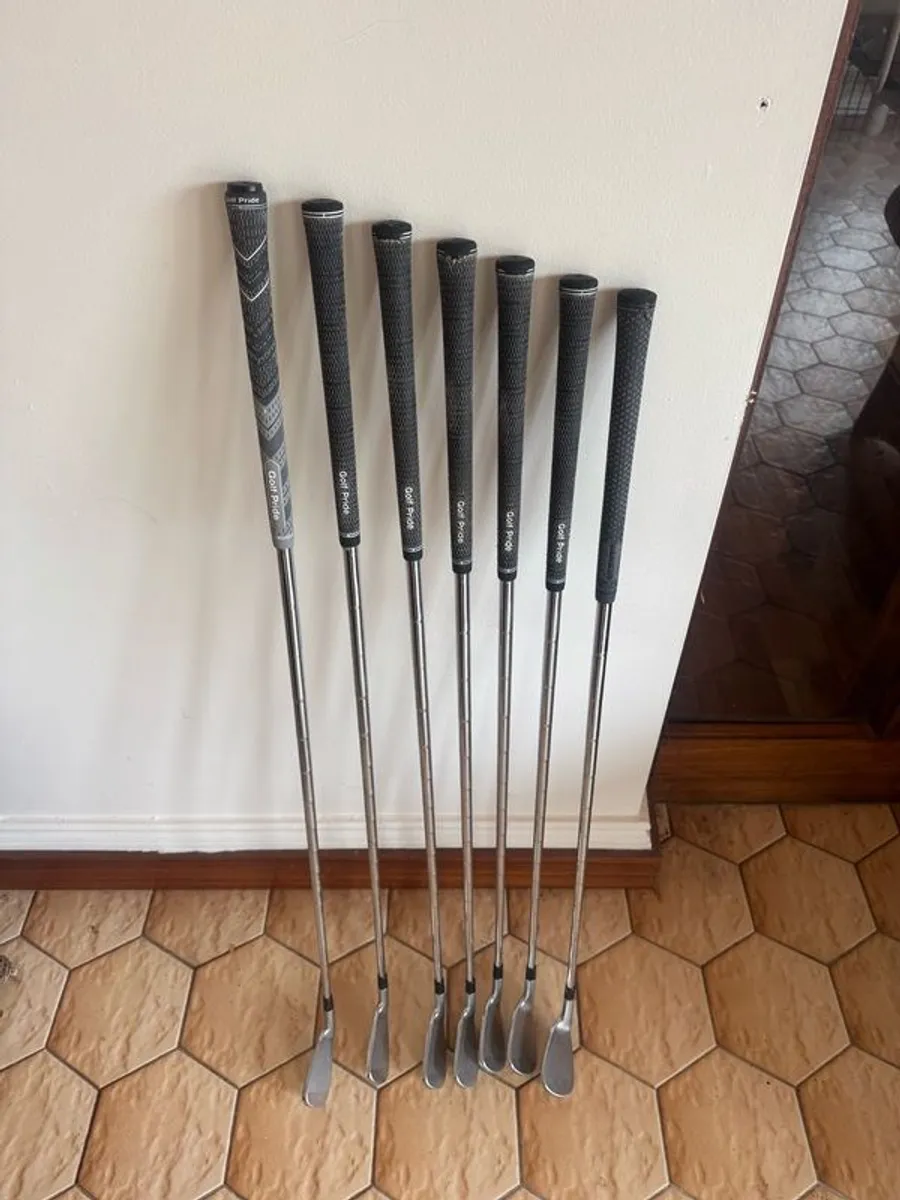 Taylormade P790 irons - Image 2