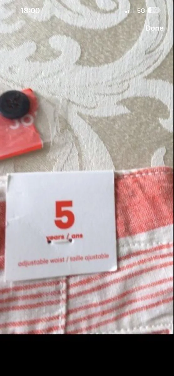 Boys BNWT shorts age 5 €6 - Image 3