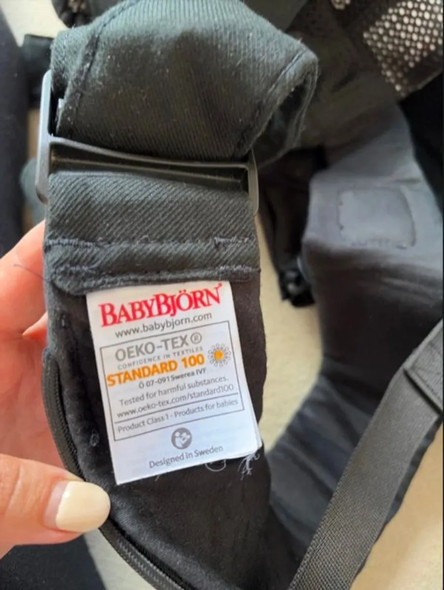 Baby Bjorn Sling, Baby Carrier One - Image 3