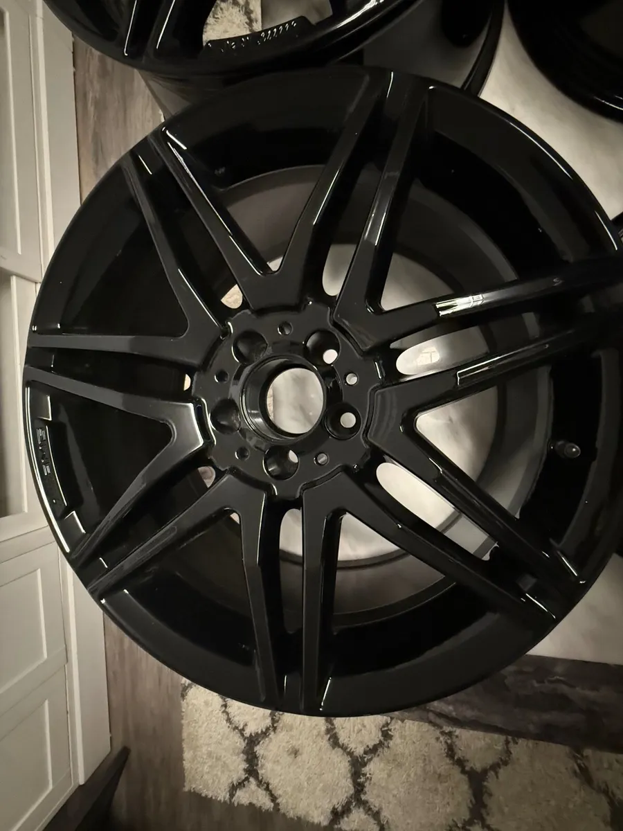 Mercedes R19 alloys (NEW) - Image 2