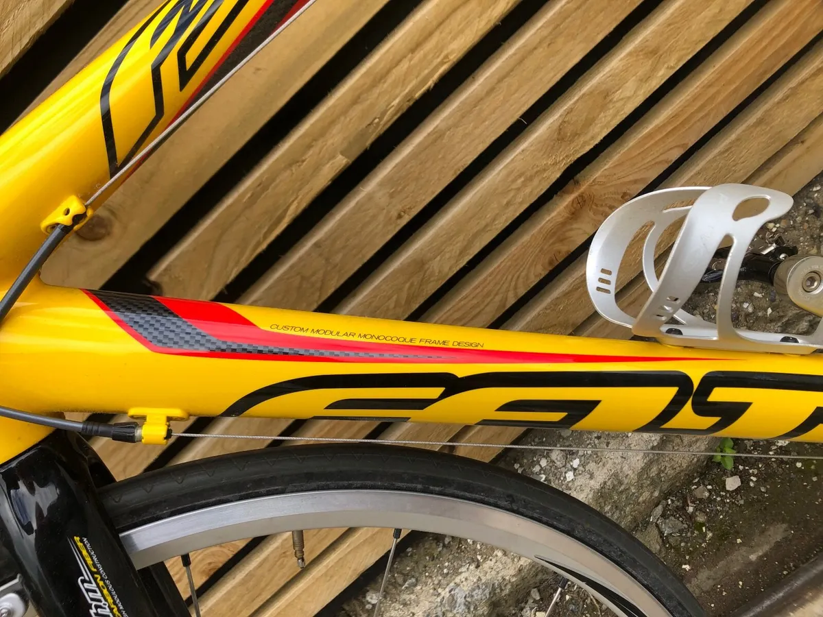 As new Felt 5 Road Bike - Image 4