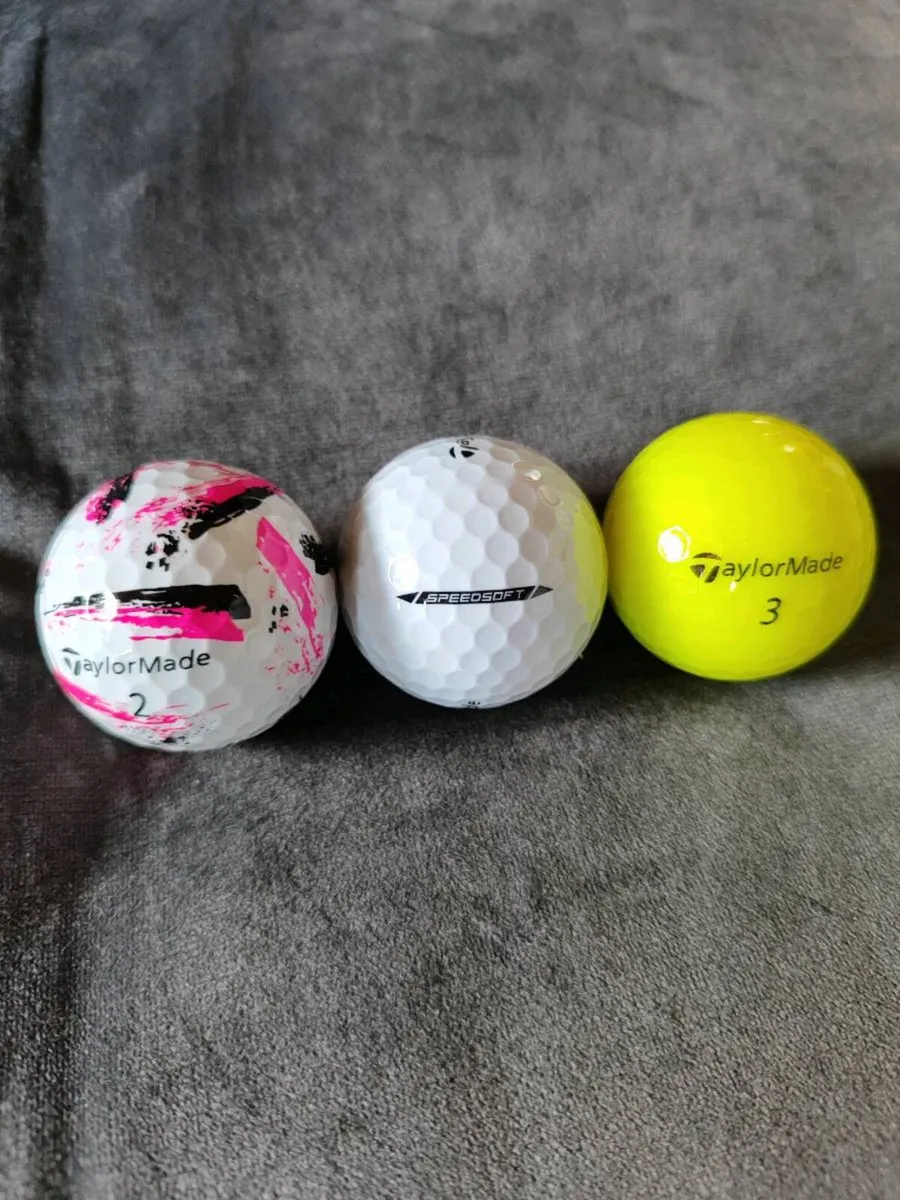 3 TaylorMade SpeedSoft Golf Balls ⛳
